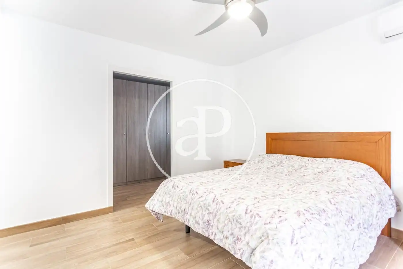 Bedroom of Flat for rent in L'Eliana  with Air Conditioner, Heating and Terrace