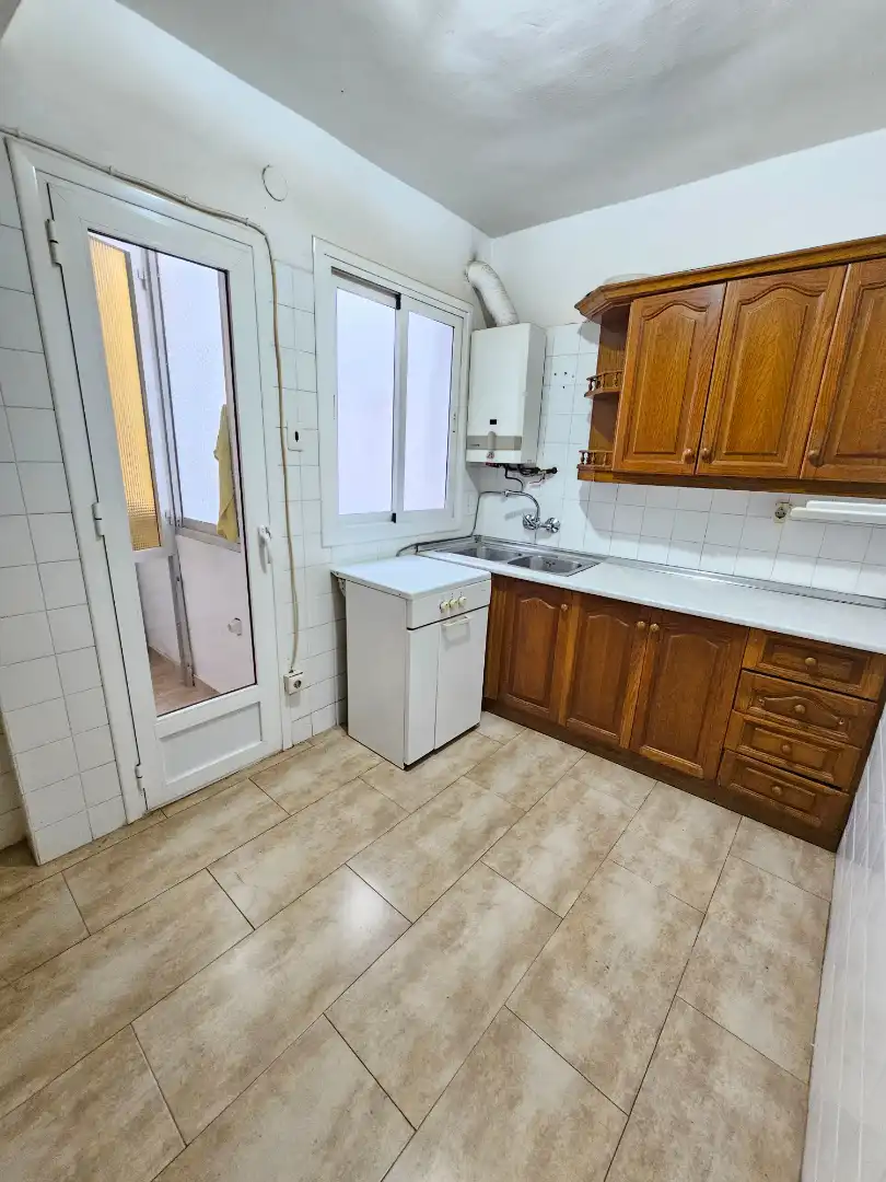 Kitchen of Flat for sale in Granada