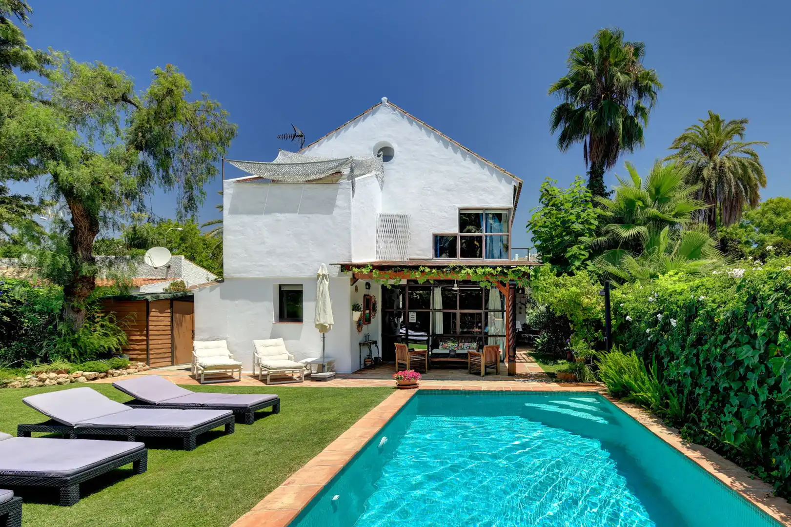 Jardí de Casa o xalet de lloguer en Marbella amb Jardí privat, Terrassa i Piscina