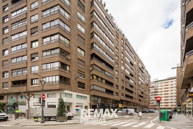 Piso en Venta en Calle del General Ruiz, 4 en Caño Argales