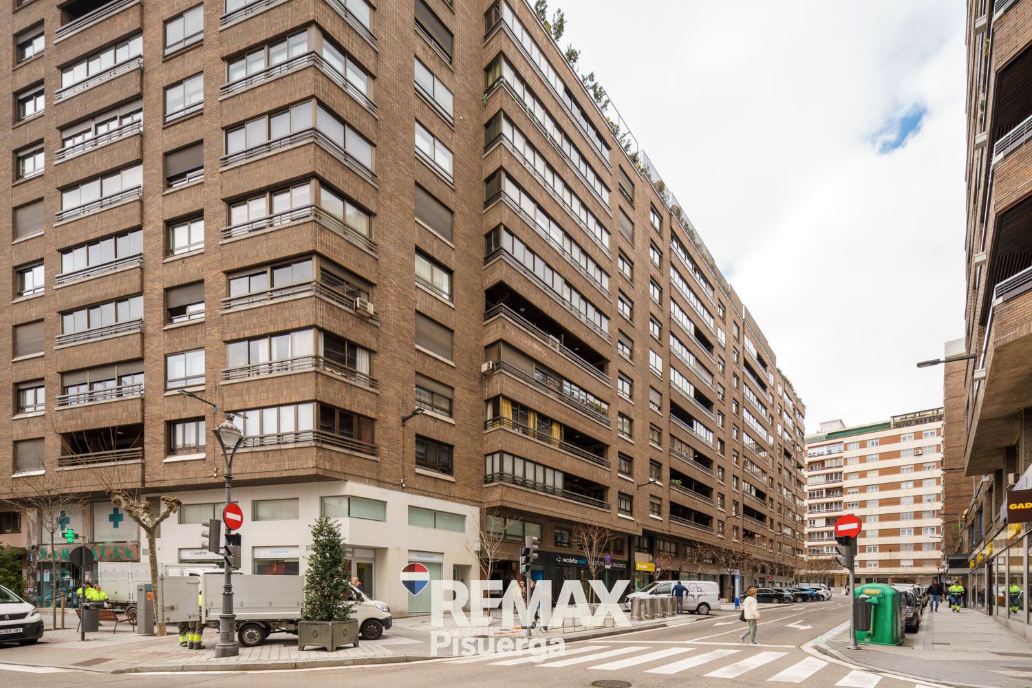 Exterior view of Flat for sale in Valladolid Capital  with Air Conditioner, Terrace and Storage room