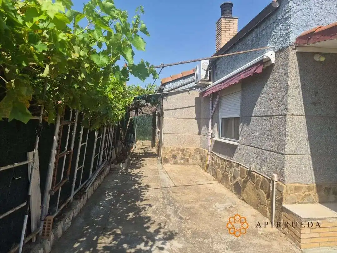 Exterior view of Houses for sale in Alforque  with Air Conditioner, Heating and Storage room