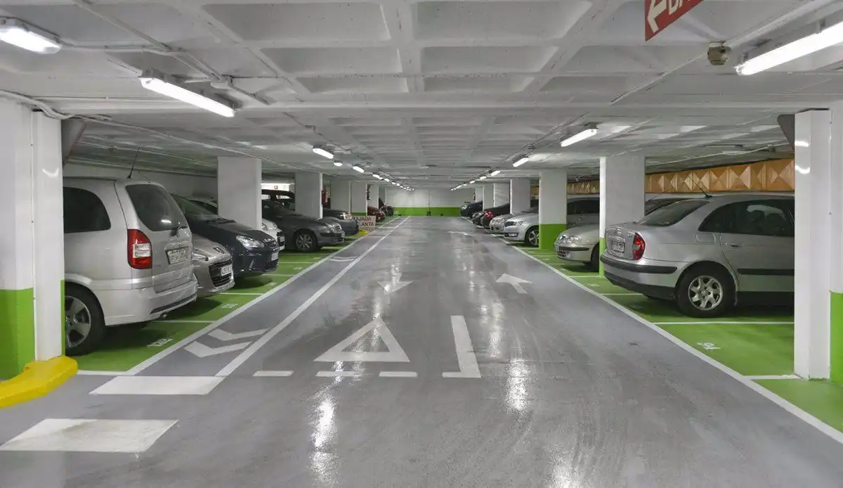 Piso de alquiler en Amos de Escalante, Centro - Ayuntamiento