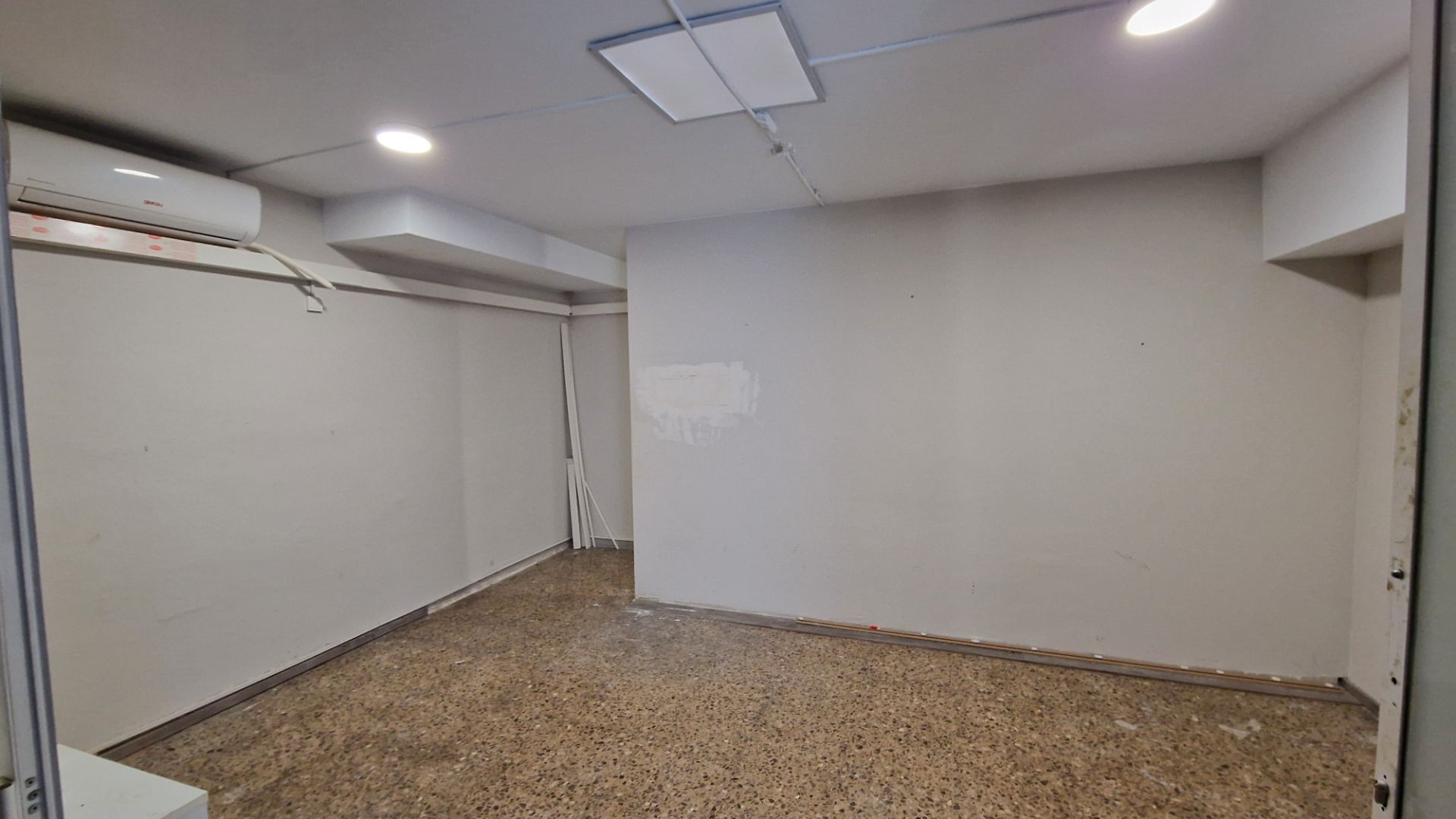 Premises to rent in Carrer del Pintor Tapiró, La Maternitat i Sant Ramon, Les Corts
