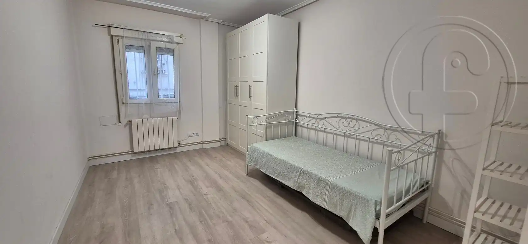 Bedroom of Flat for rent in Santander  with Heating, Parquet flooring and Furnished