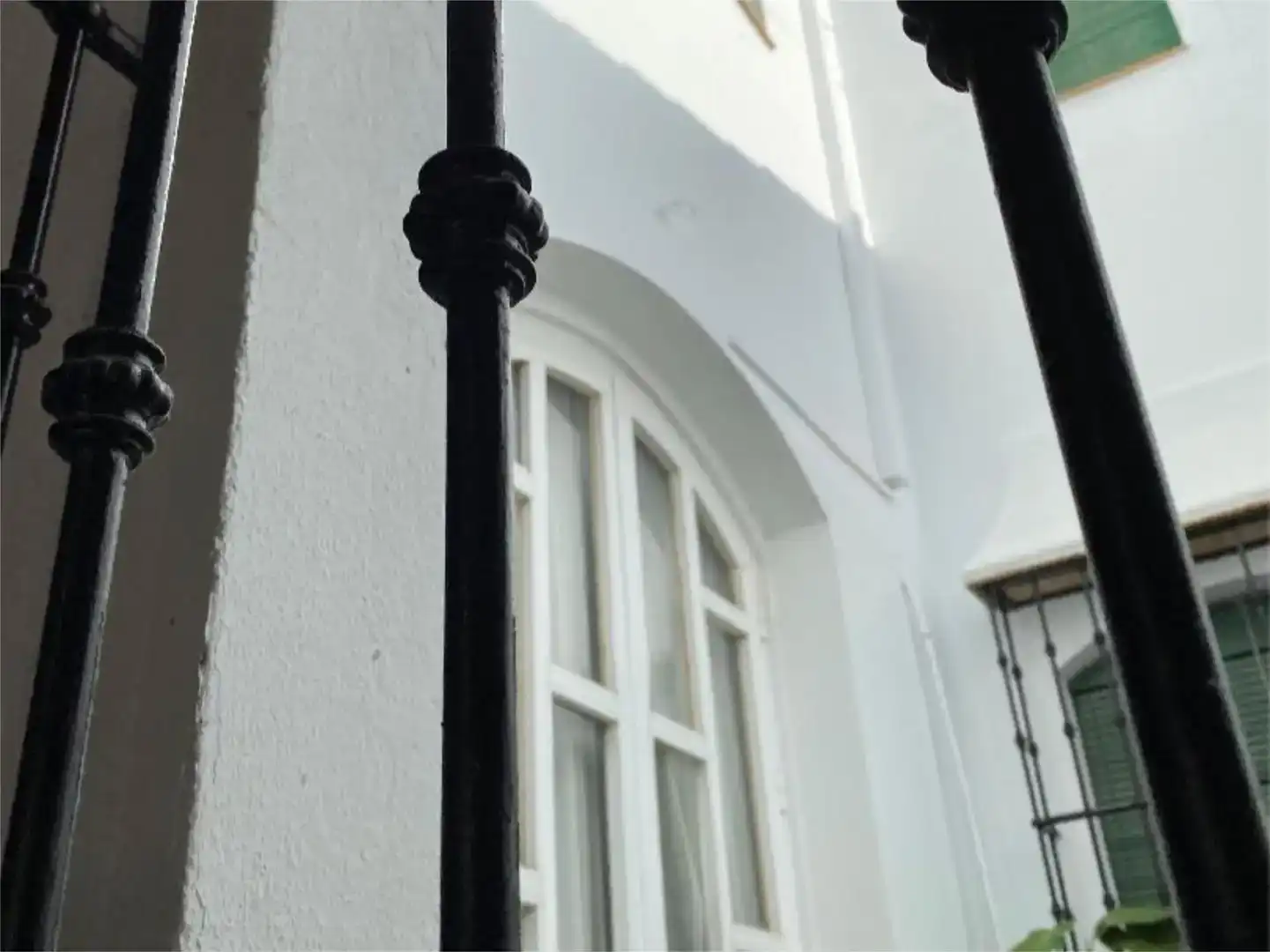 Vista exterior de Casa adosada en venda en Bollullos de la Mitación amb Aire condicionat