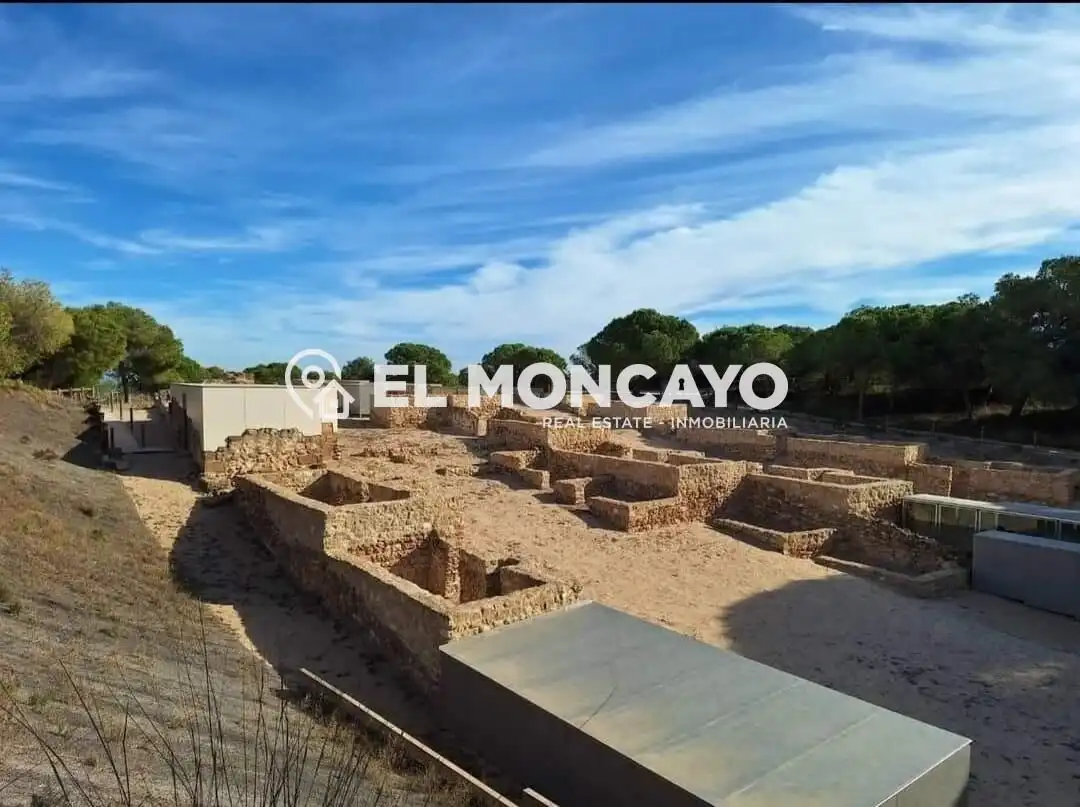 Apartamento en venta en Guardamar del Segura con Calefacción, Terraza y Piscina comunitaria