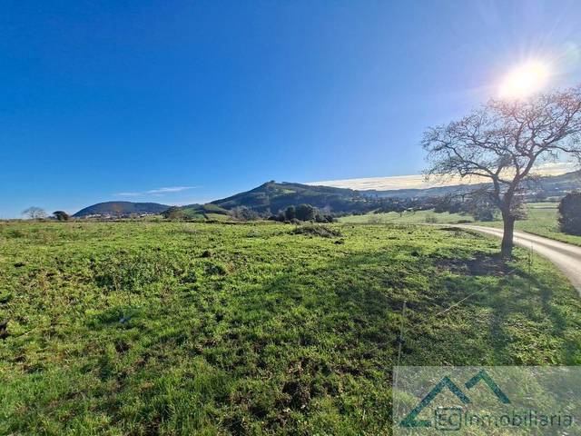 Terreno residencial en Venta en solasierra en Bareyo pueblo