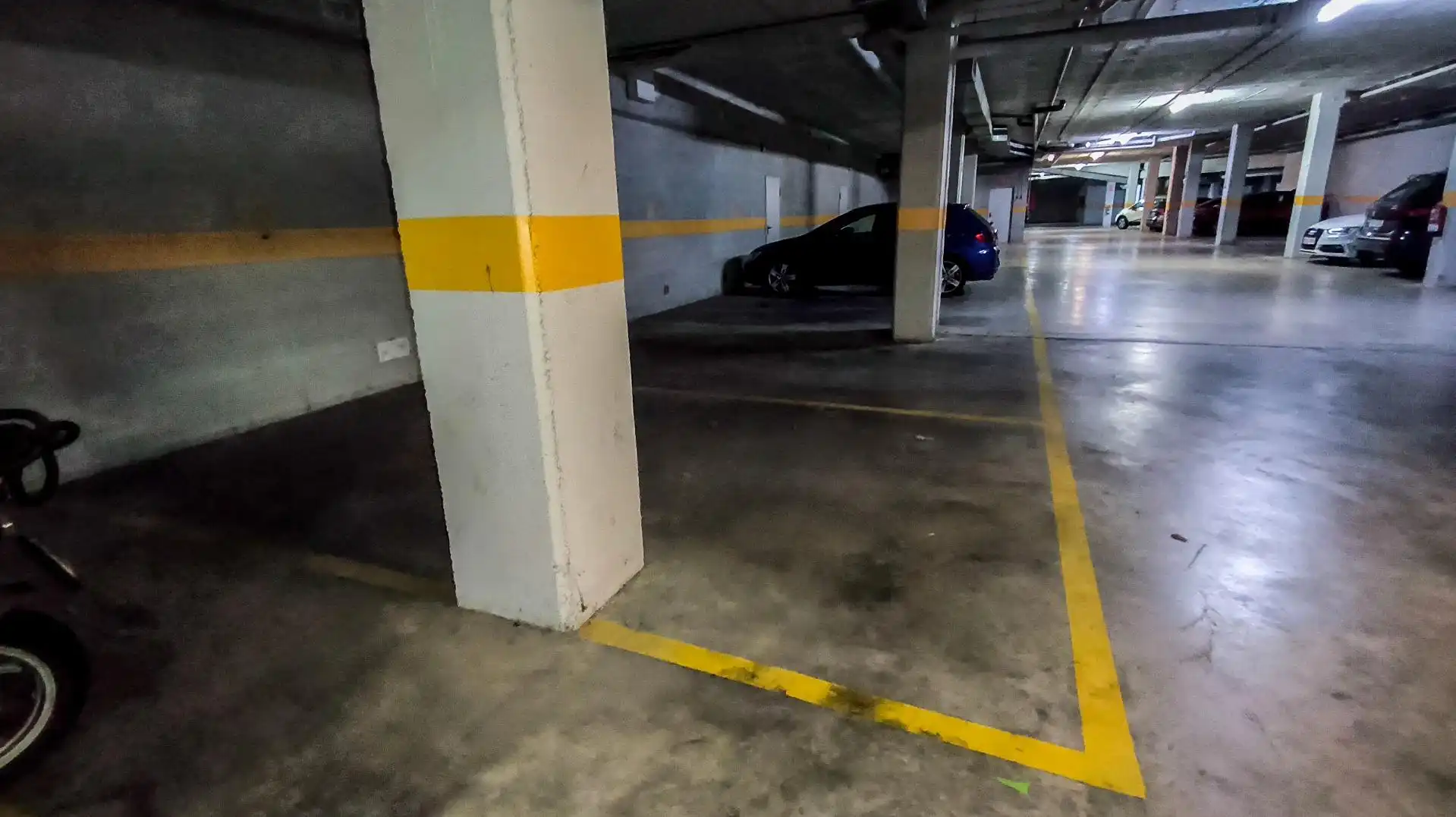 Parking de Piso en venta en Reus con Jardín privado, Trastero y Piscina comunitaria
