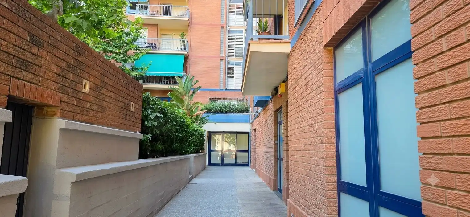 Exterior view of Flat for sale in Barcelona  with Air Conditioner and Heating