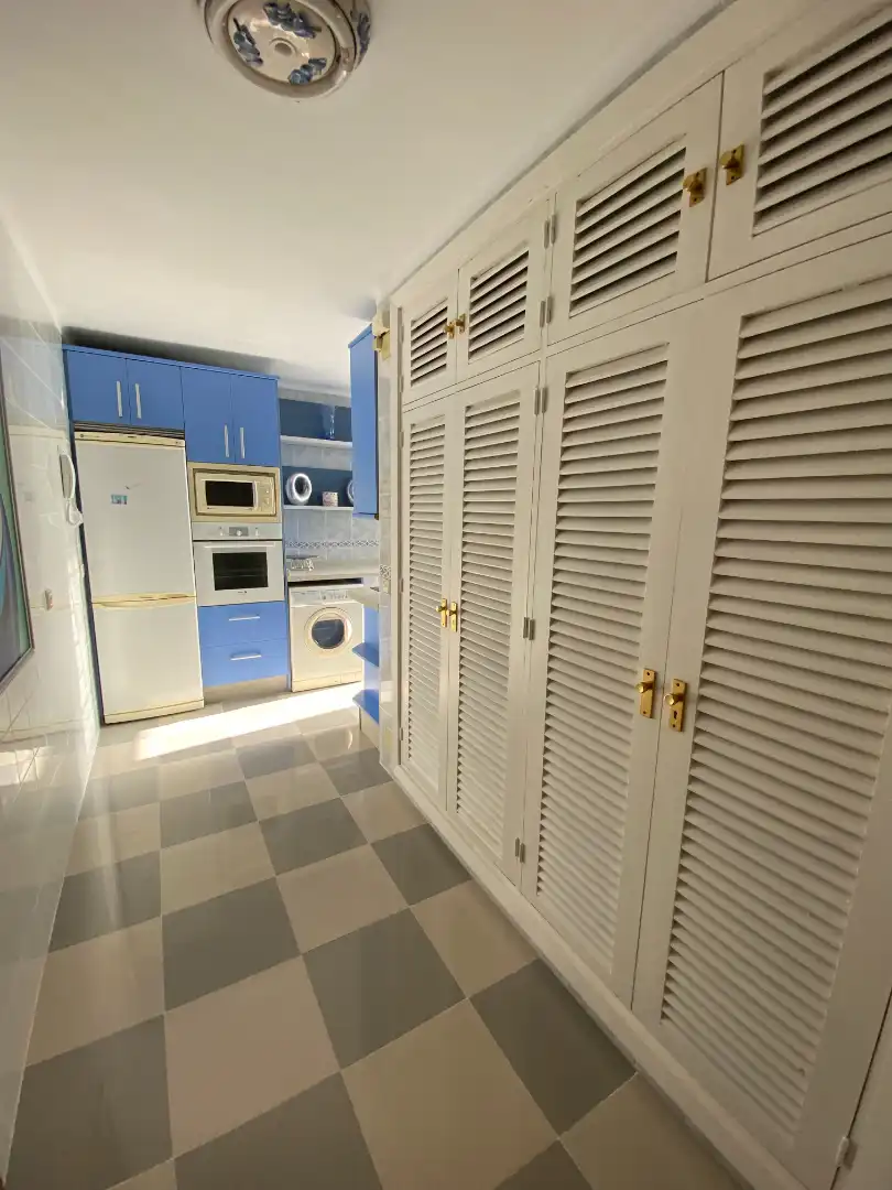 Küche von Wohnung zur Miete in Málaga mit Klimaanlage, Terrasse und Möbliert