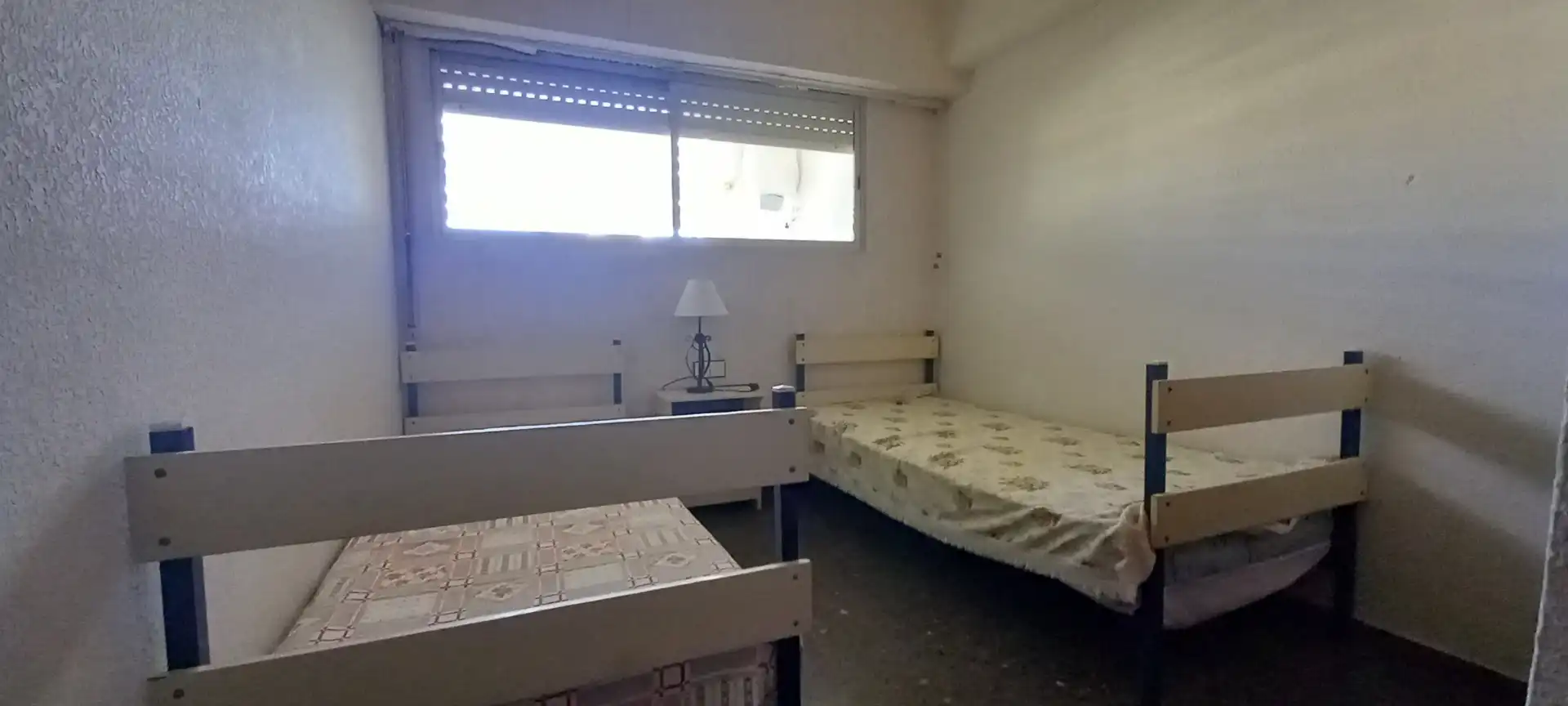 Dormitori de Apartament en venda en Gandia amb Moblat i Piscina comunitària