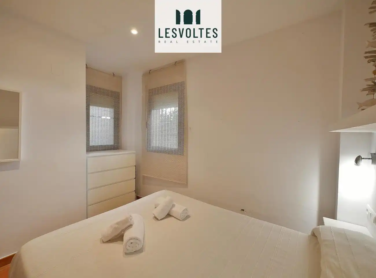 Dormitori de Apartament de lloguer en Palafrugell amb Calefacció, Terrassa i Moblat