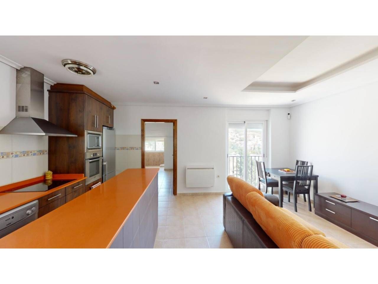 Cuina de Apartament en venda en Caravaca de la Cruz amb Calefacció i Alarma