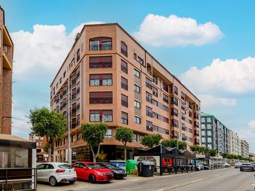 Local comercial en venta en Avinguda França