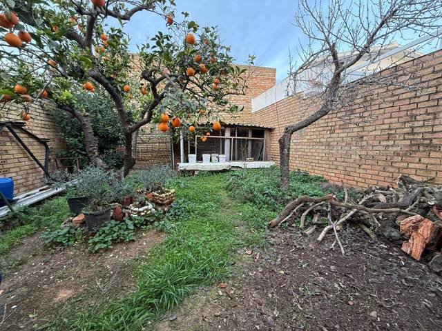 Casa adosada en Venta en Calle ANDALUCIA en Bollullos de la Mitación