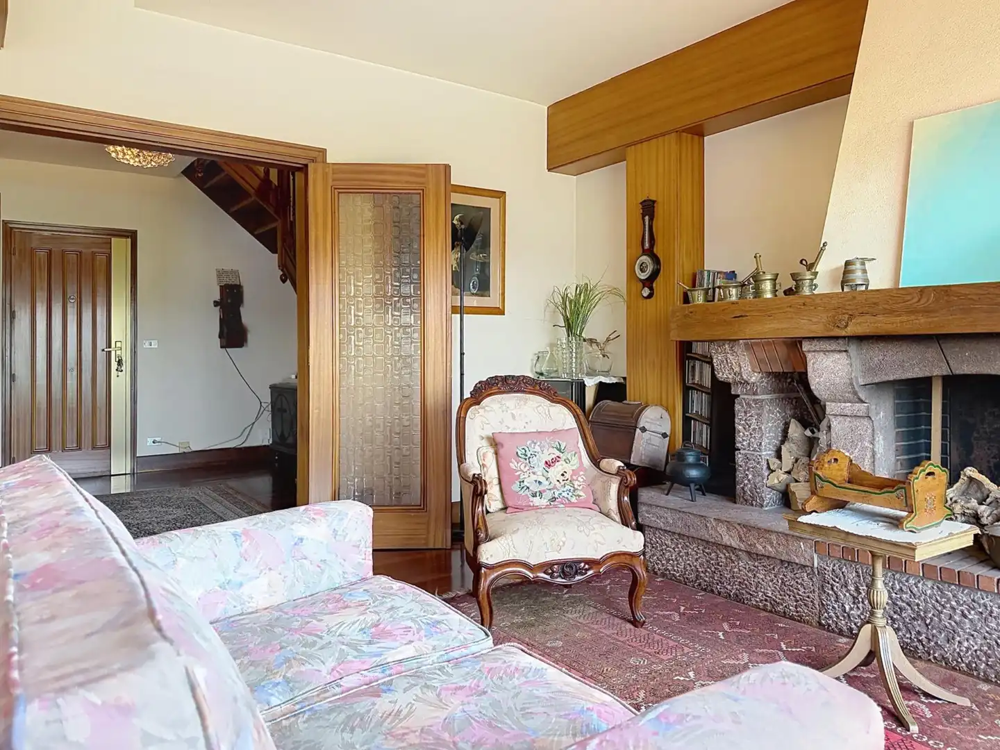 Sala d'estar de Dúplex en venda en Donostia - San Sebastián  amb Calefacció, Terrassa i Traster