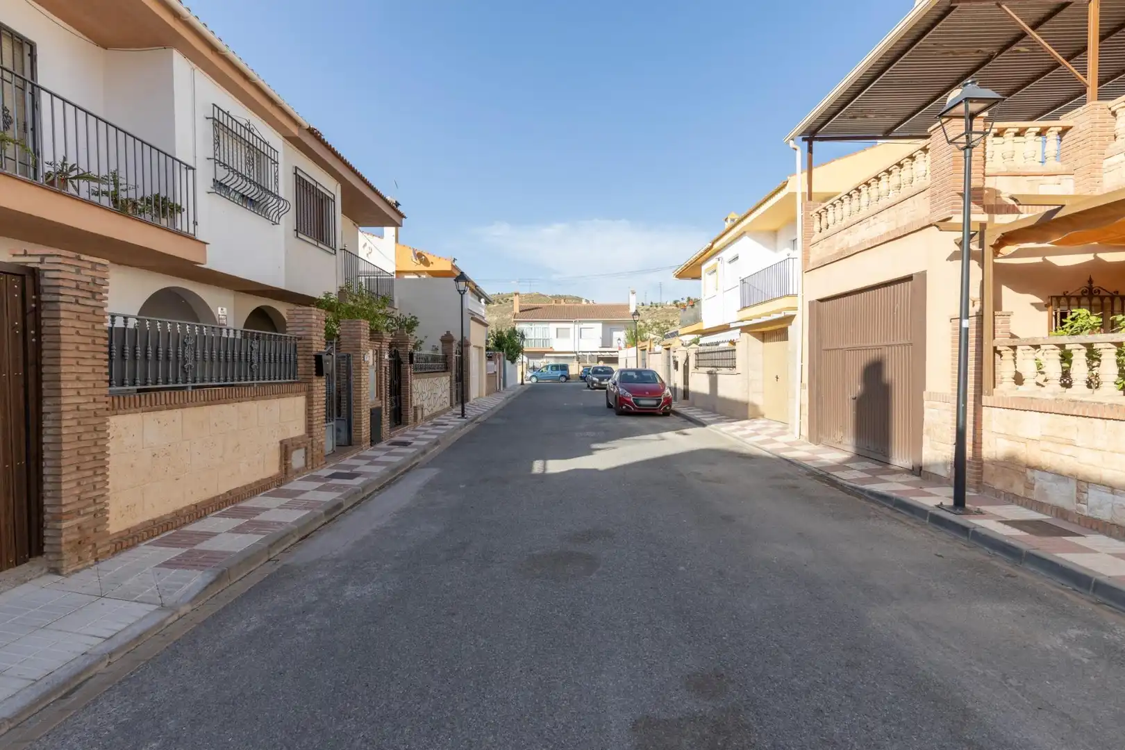 Vista exterior de Casa adosada en venda en La Malahá amb Terrassa