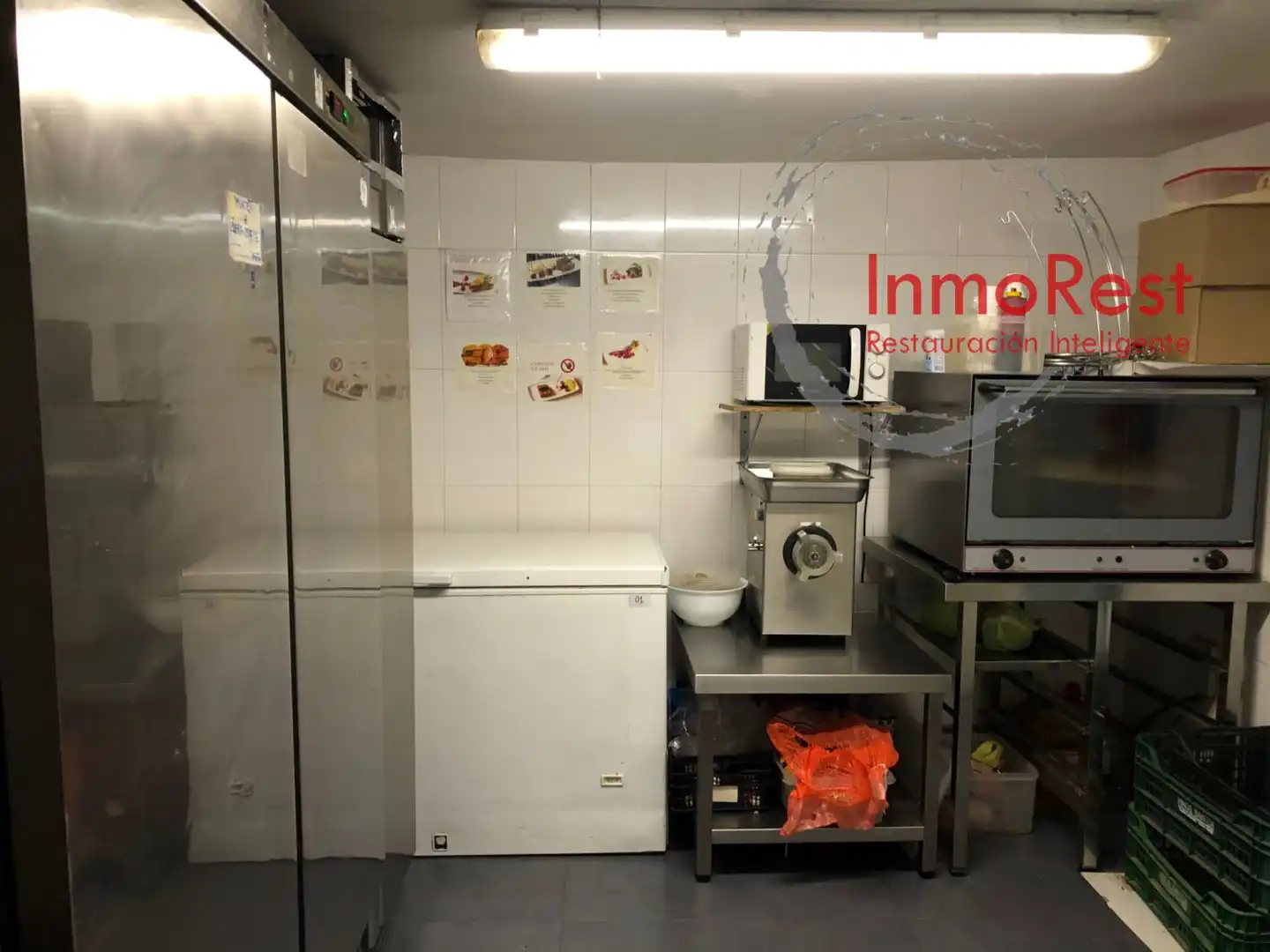 Kitchen of Commercial properties for rent in Madrid  with Air Conditioner