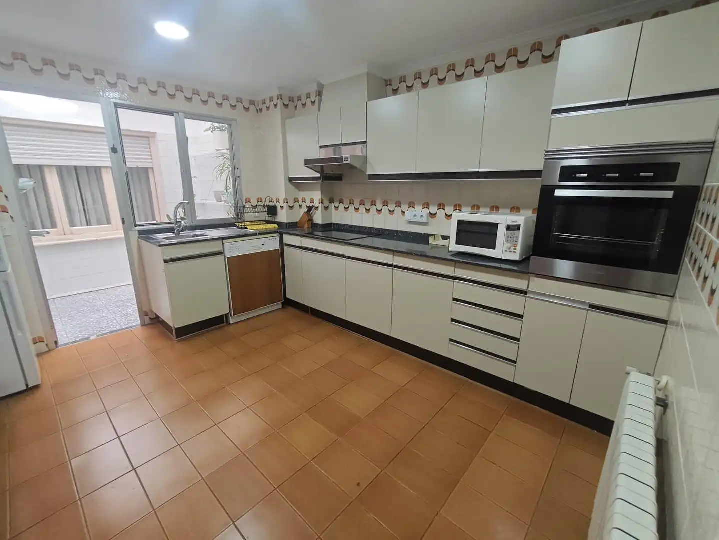 Kitchen of Flat for rent in Petrer  with Terrace, Storage room and Furnished