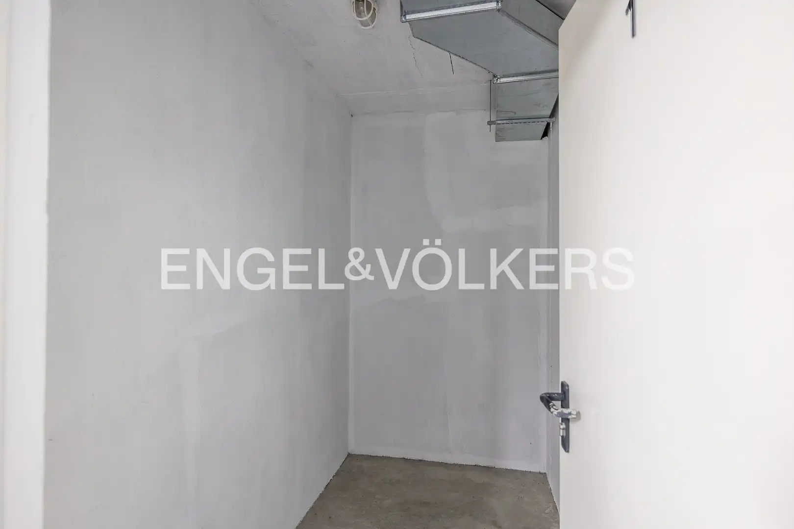 Piso en venta en Sevilla con Aire acondicionado, Calefacción y Piscina