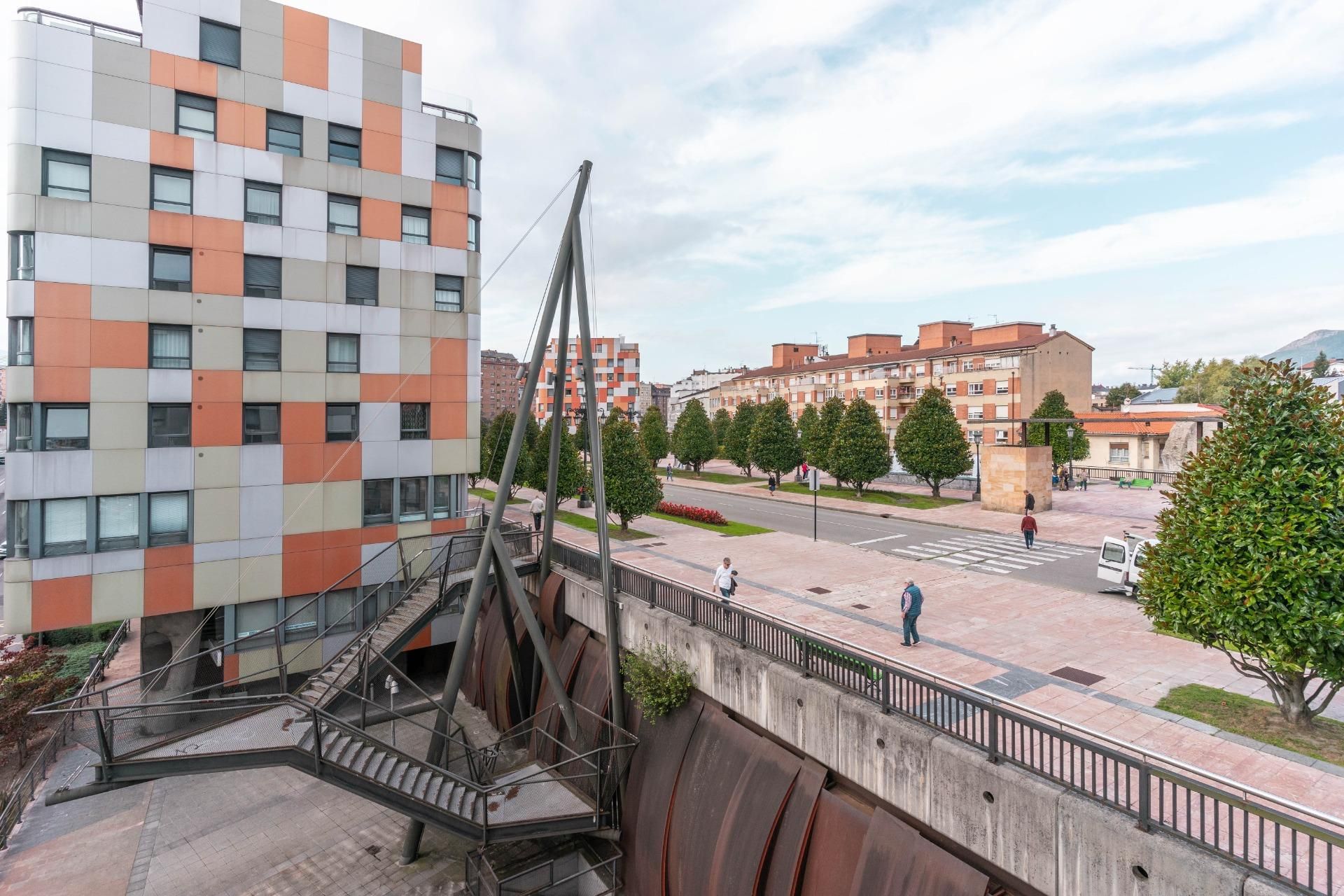 Exterior view of Flat for sale in Oviedo   with Heating and Storage room