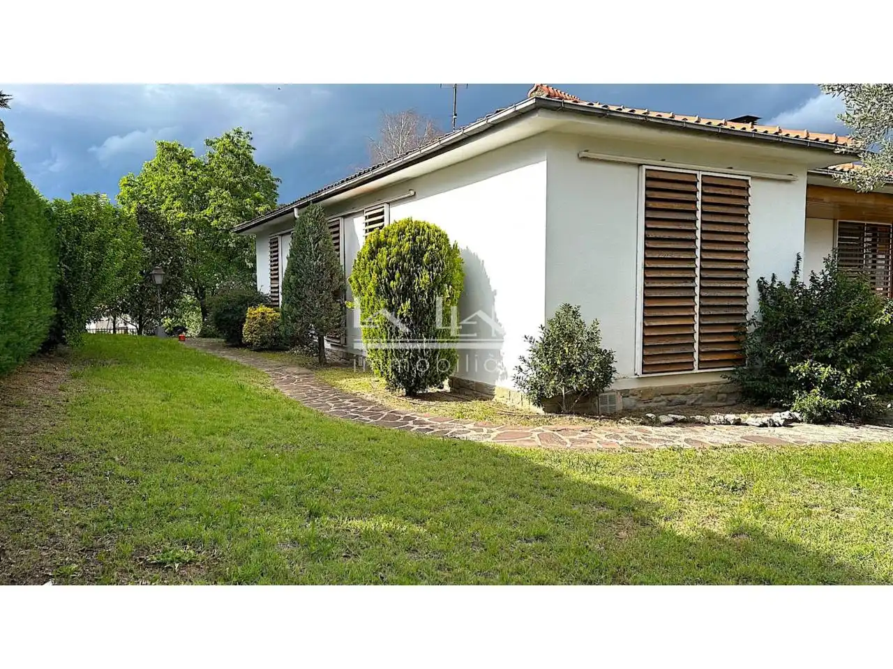 Jardí de Casa o xalet en venda en Vic amb Calefacció, Jardí privat i Parquet