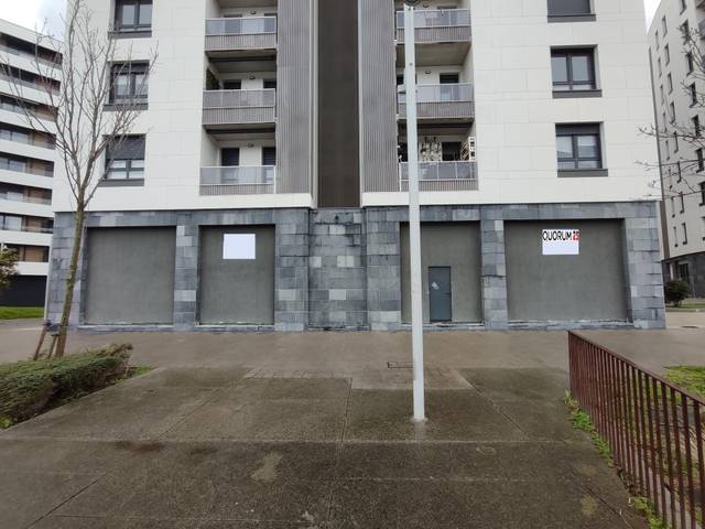 Local comercial en Alquiler en Calle Zarandoa en San Ignacio - Elorrieta