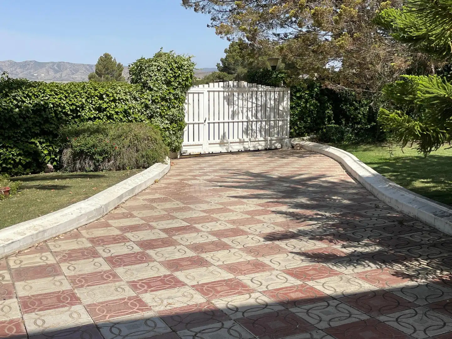 Außenansicht von Haus oder Chalet zur Miete in Petrer mit Klimaanlage, Heizung und Privatgarten