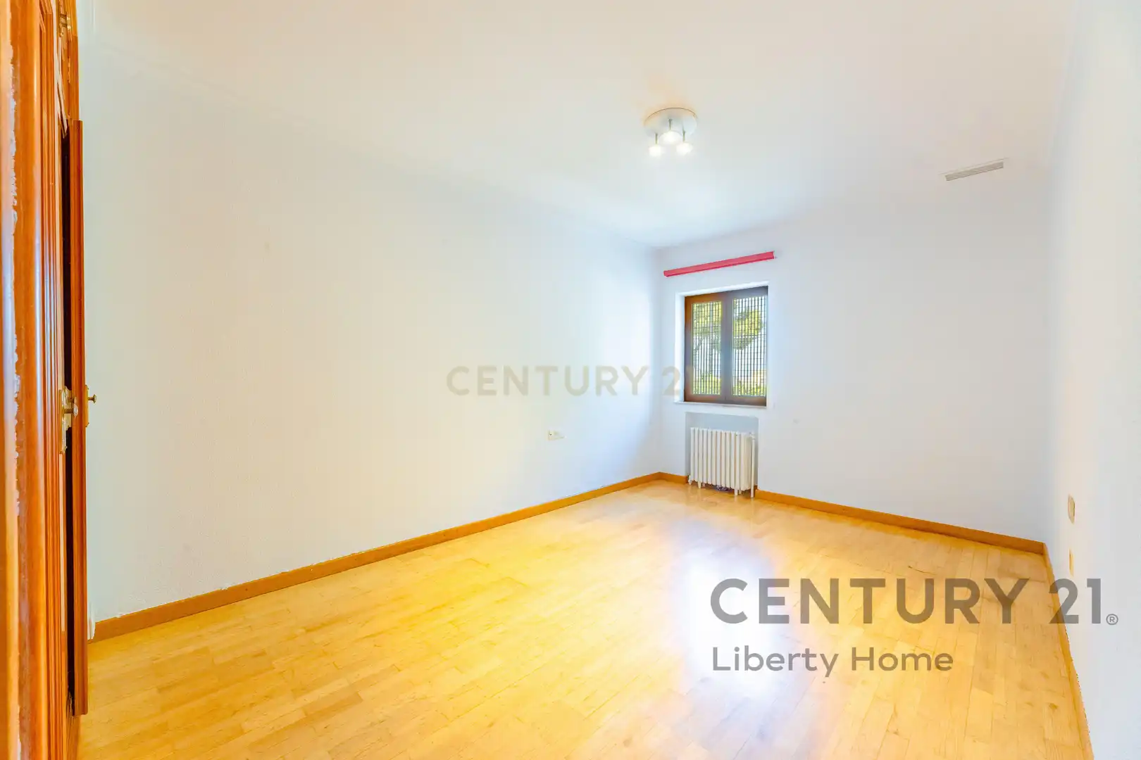 Habitación de Casa o chalet en venta en Torrent con Aire acondicionado, Jardín privado y Piscina