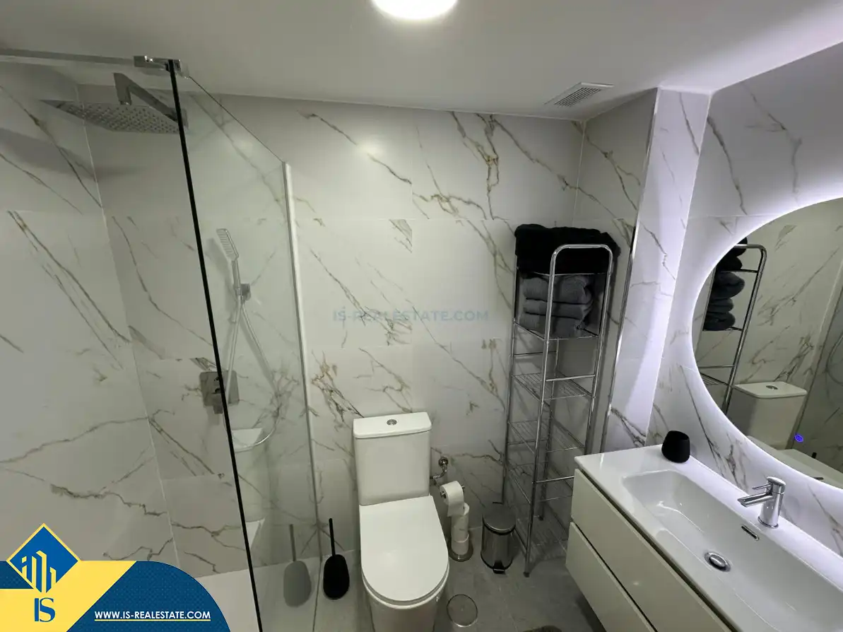 Bungalow con piscina en venta en Zona Carrefour - Urbanizaciones, imagen 6