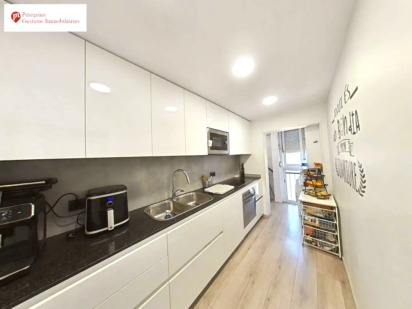 Kitchen of Flat for sale in Badalona  with Air Conditioner, Heating and Parquet flooring