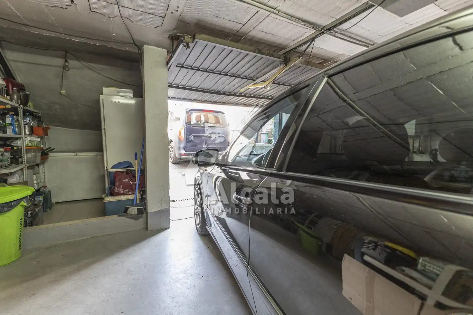 Parking de Casa adosada en venta en Azuqueca de Henares con Aire acondicionado, Calefacción y Piscina