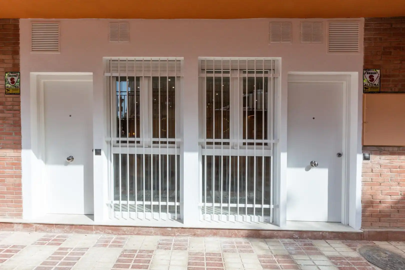 Study for sale in Granada  with Air Conditioner, Heating and Furnished