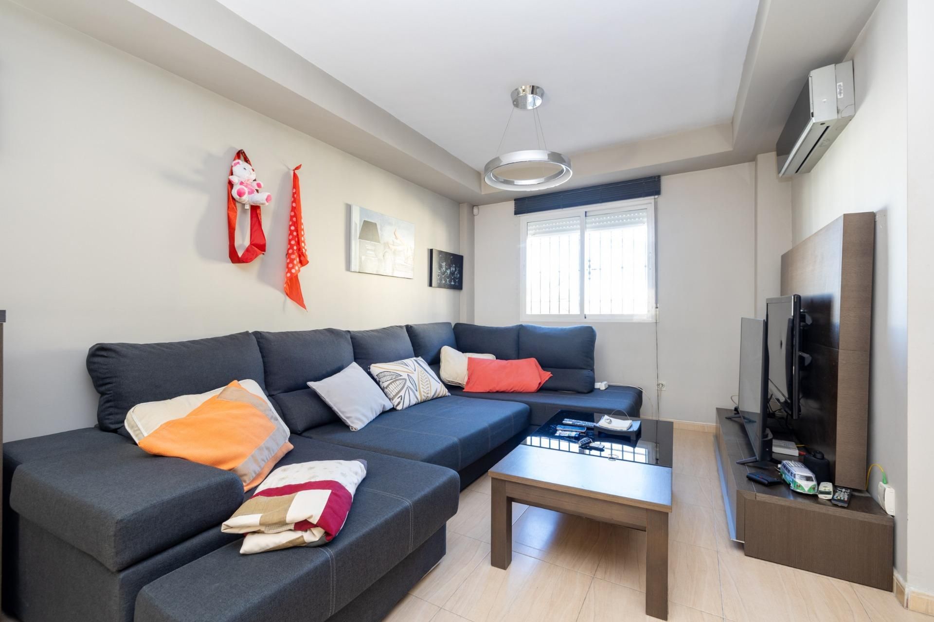 Living room of Single-family semi-detached for sale in Vegas del Genil  with Air Conditioner and Swimming Pool