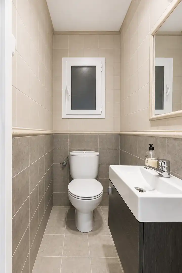 Baño de Piso en venta en Madrid con Aire acondicionado y Calefacción