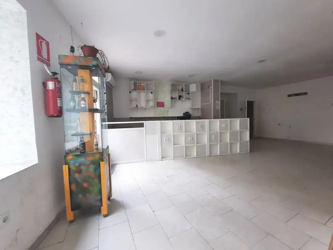 Cuina de Casa o xalet en venda en Escalona amb Balcó