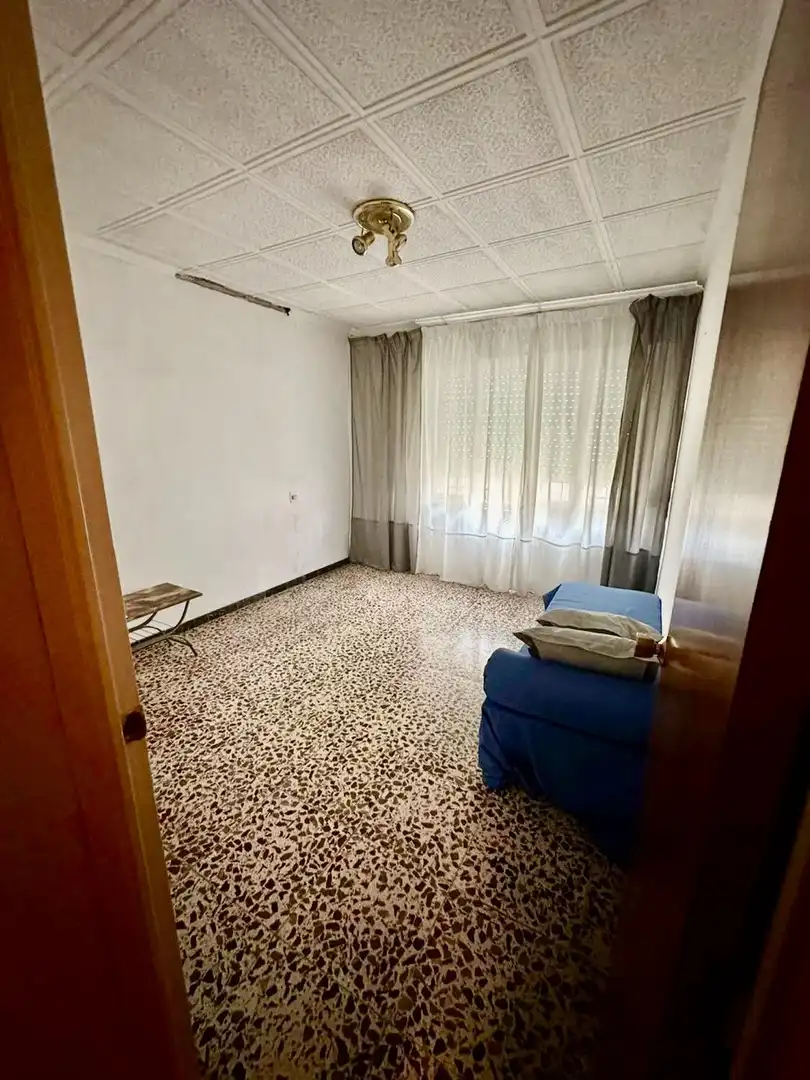 Sala de estar de Edificio en venta en Elda