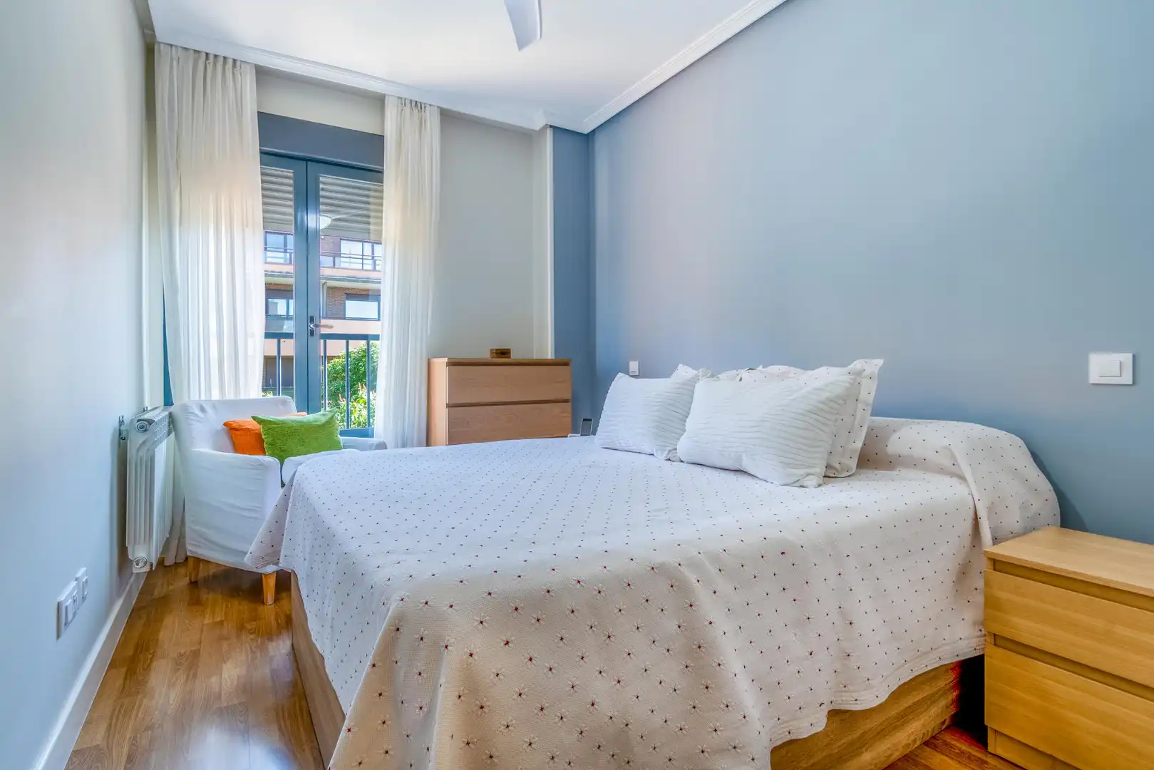 Bedroom of Apartments for sale in Las Rozas de Madrid  with Air Conditioner, Heating and Private garden