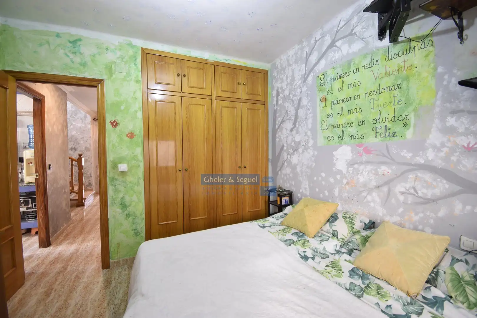 Habitación de Dúplex en venta en Sagunto / Sagunt con Terraza y Balcón