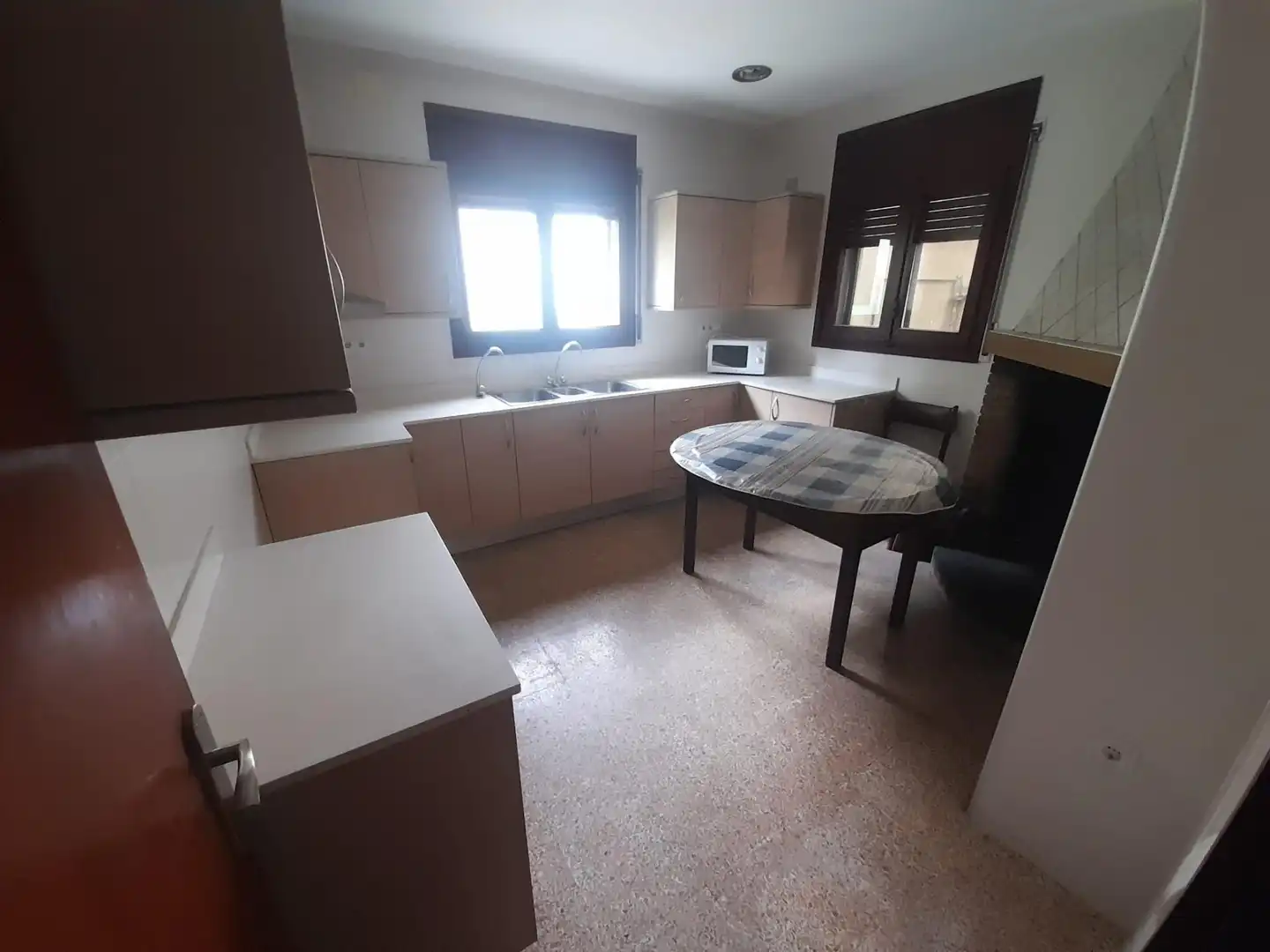 Cuina de Casa o xalet en venda en Sabadell amb Aire condicionat, Jardí privat i Terrassa