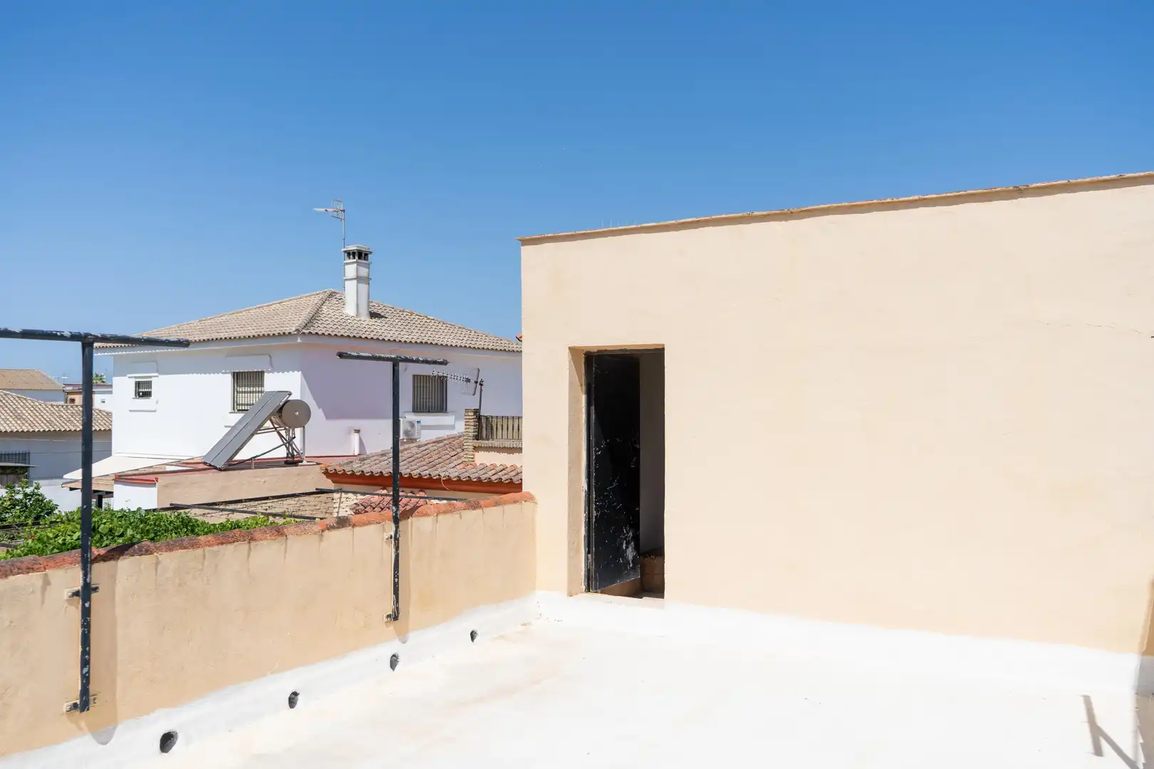 Vista exterior de Casa o xalet en venda en Sanlúcar de Barrameda amb Jardí privat