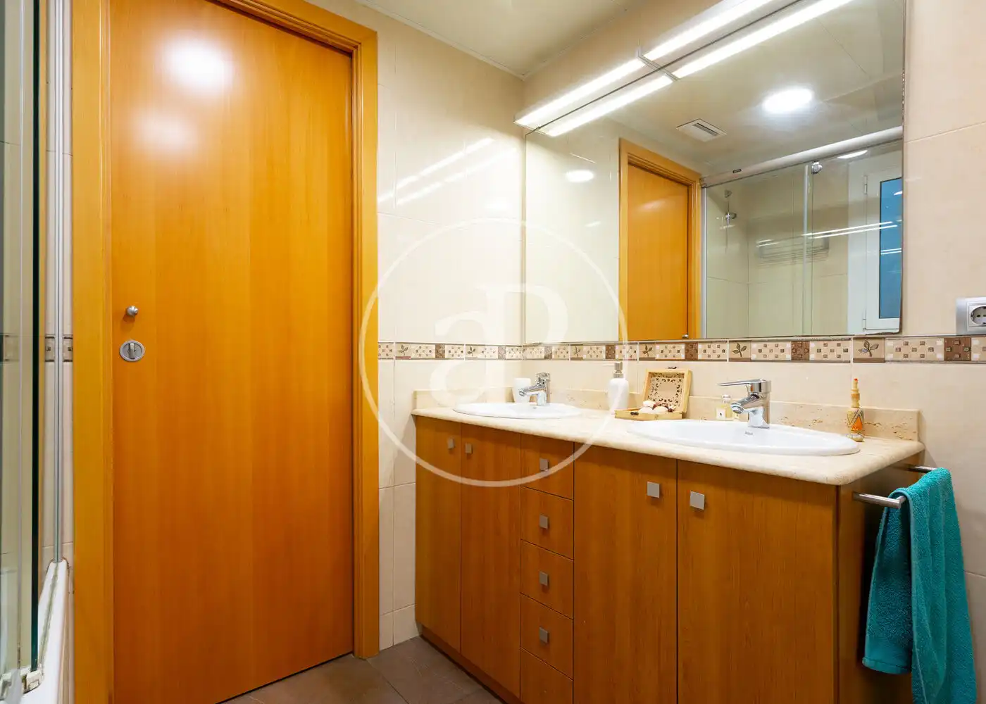 Baño de Piso en venta en Barcelona con Aire acondicionado, Calefacción y Balcón
