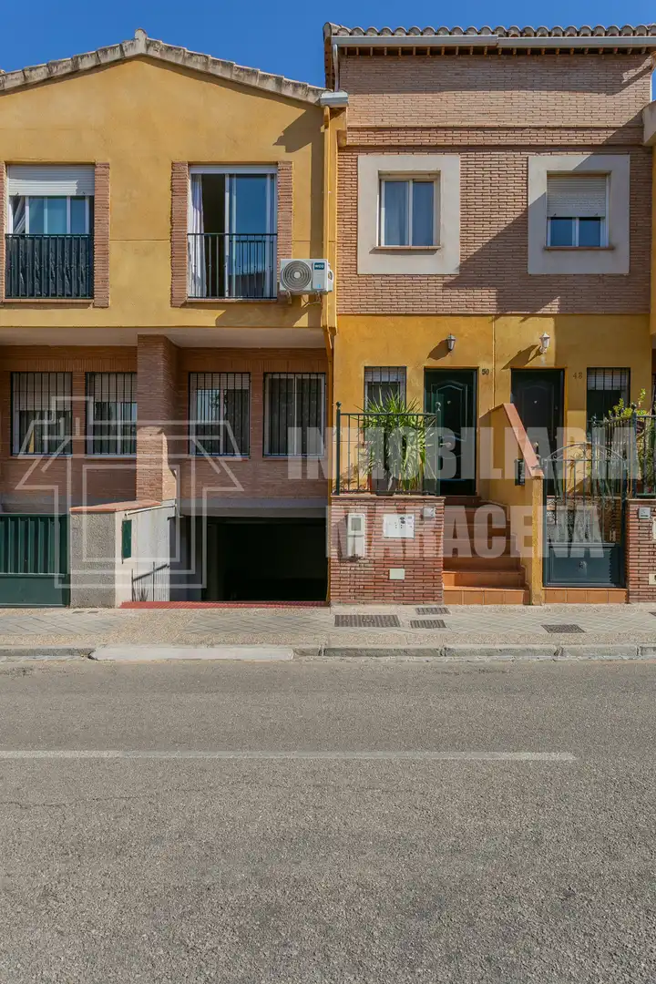 Exterior view of Houses for sale in Granada  with Air Conditioner, Heating and Parquet flooring