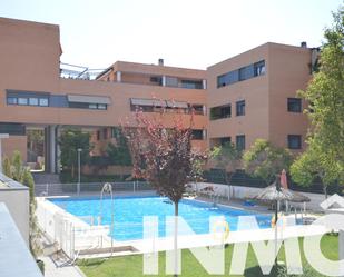 Swimming pool of Flat for sale in Paracuellos de Jarama  with Air Conditioner, Heating and Parquet flooring