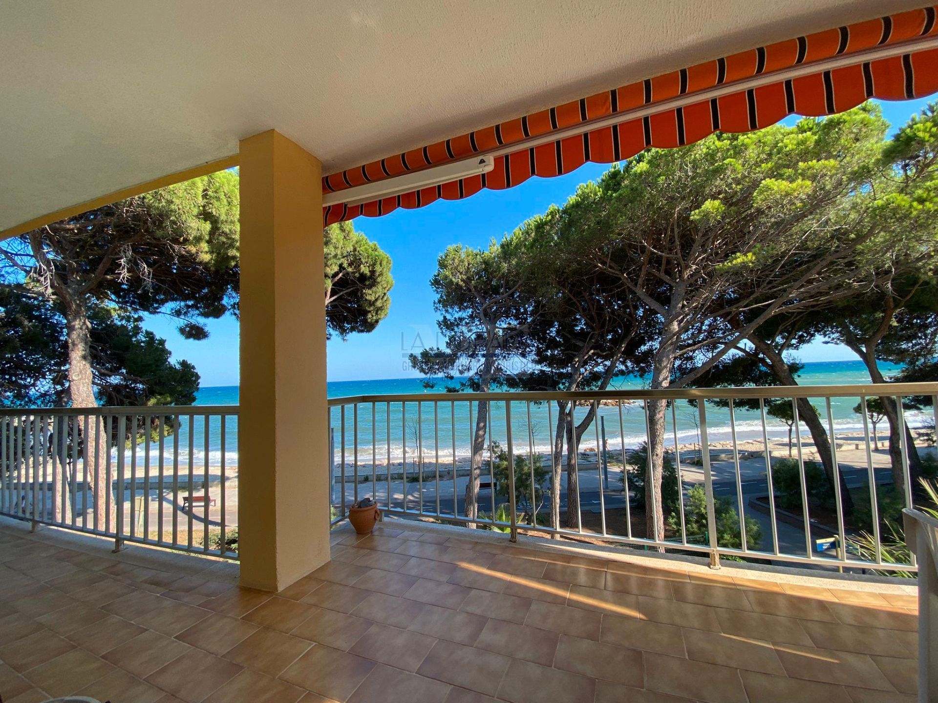Garden of Flat for sale in Cambrils  with Air Conditioner and Heating