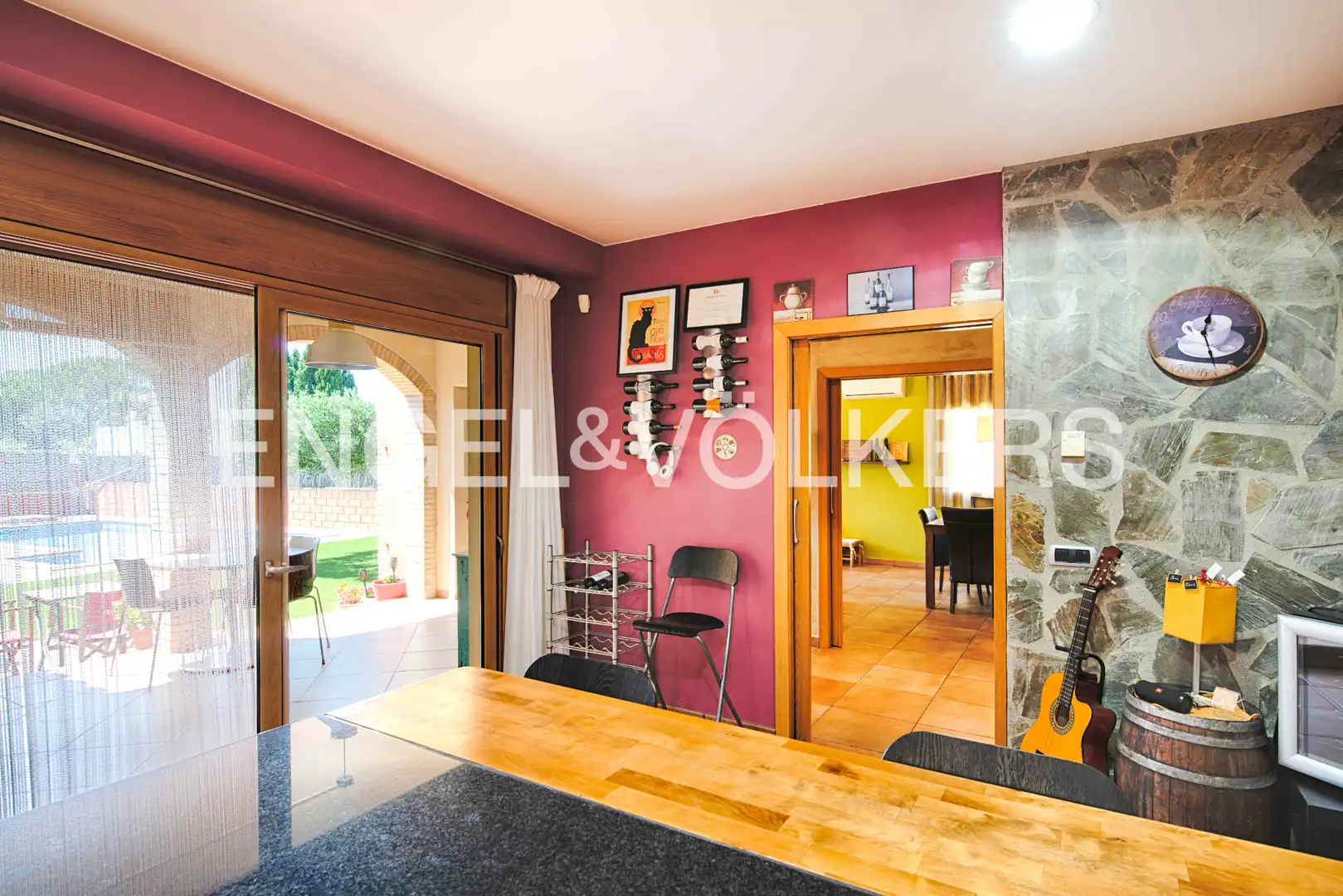 Cocina de Casa o chalet en venta en Navata con Aire acondicionado, Calefacción y Jardín privado