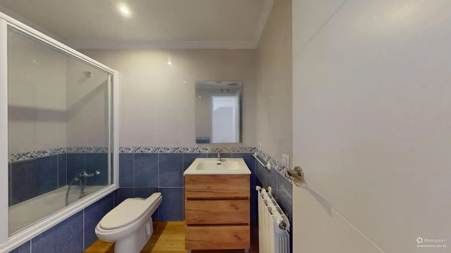 Bathroom of Detached homes for sale in Alcoy / Alcoi  with Air Conditioner, Heating and Terrace