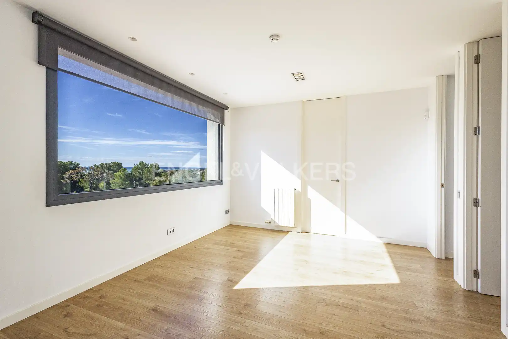 Habitación de Casa o chalet en venta en Vilanova i la Geltrú con Aire acondicionado, Calefacción y Jardín privado