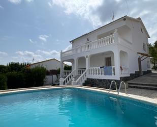 Swimming pool of House or chalet for sale in Albinyana  with Terrace and Swimming Pool